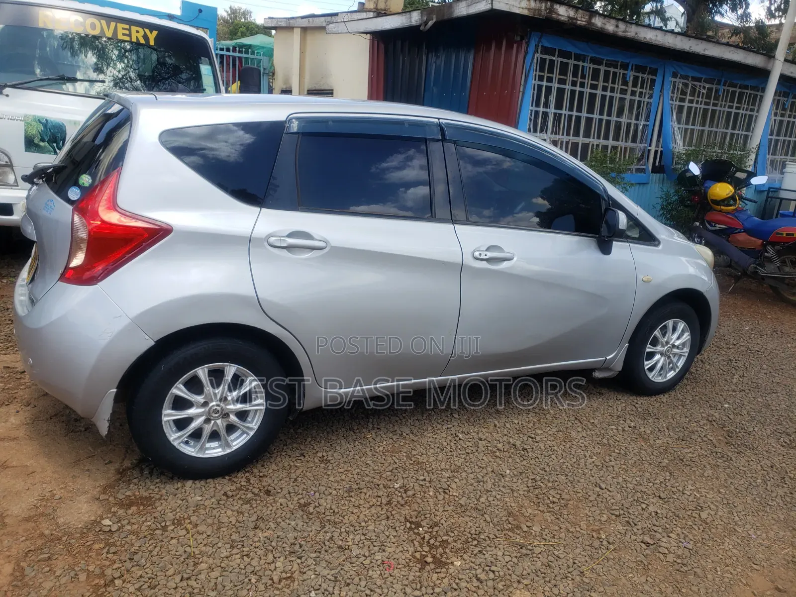 Nissan Note 2014 Silver