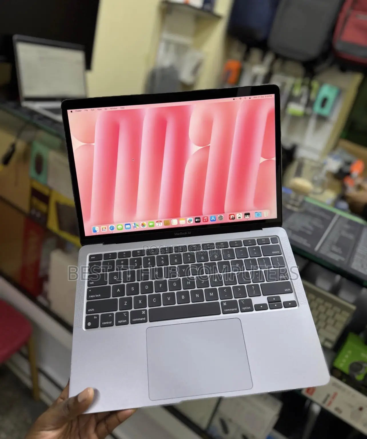 Laptop Apple MacBook Pro 2020 M1 16GB Apple M1 SSD 512GB