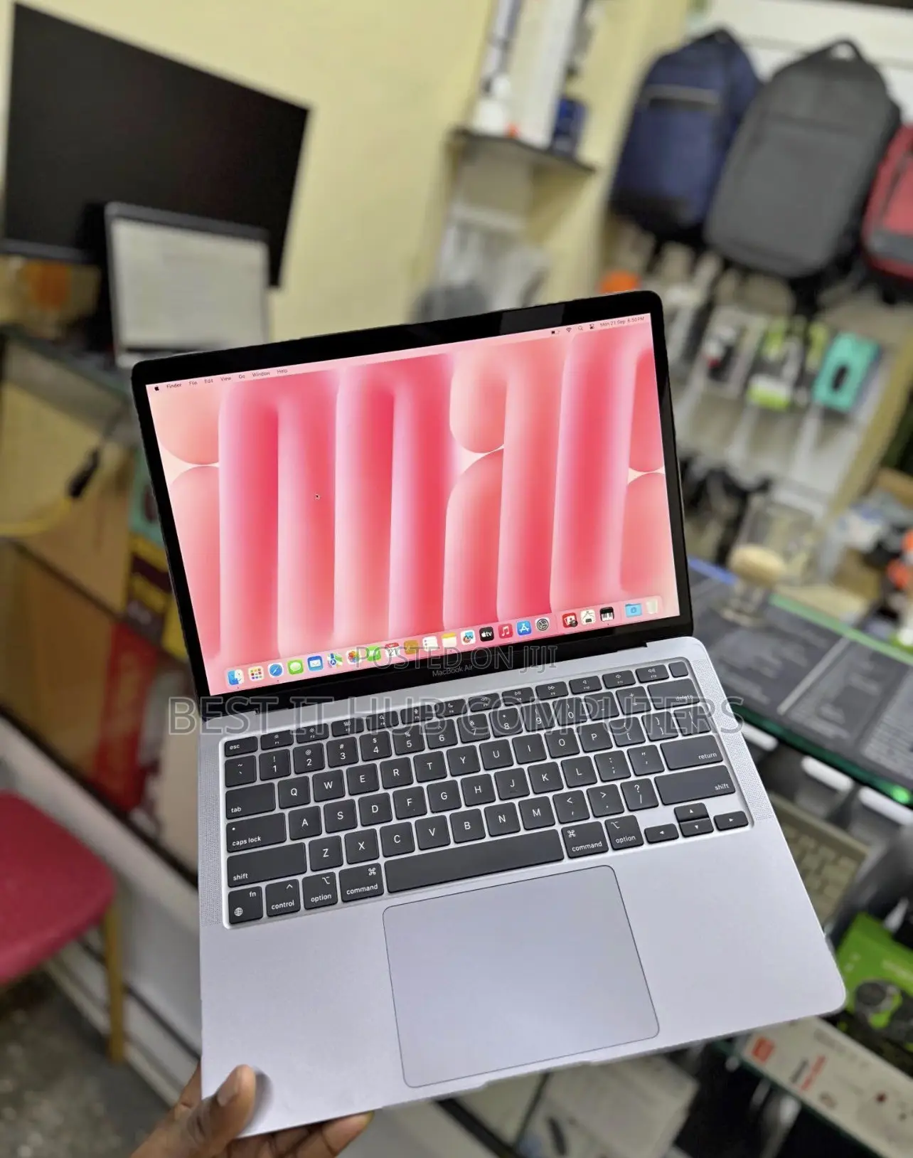 Laptop Apple MacBook Pro 2020 M1 16GB Apple M1 SSD 512GB