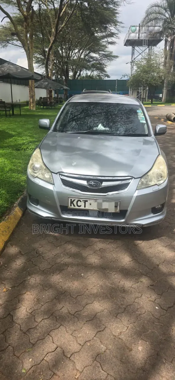 Subaru Legacy 2014 Silver