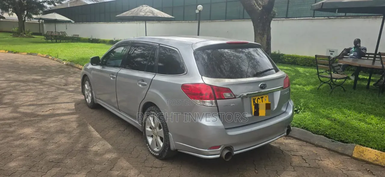 Subaru Legacy 2014 Silver