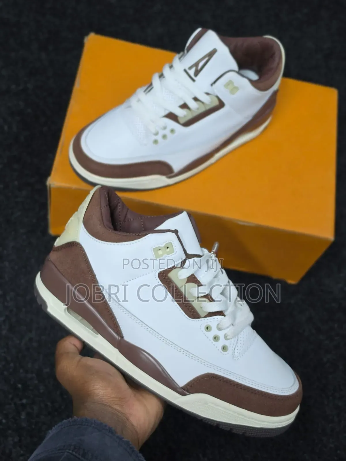 Air Jordan 3 Mocha Sneakers