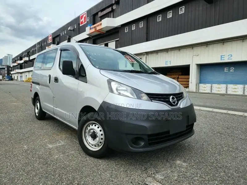 Nissan NV200 2019 Silver