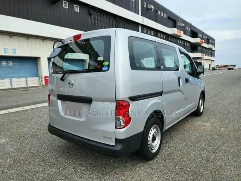 Nissan NV200 2019 Silver