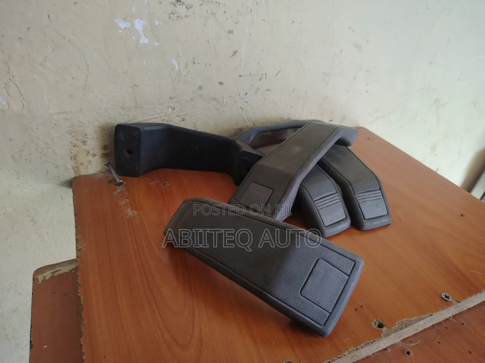 Landcriuser 79 Series Door Grab Handles
