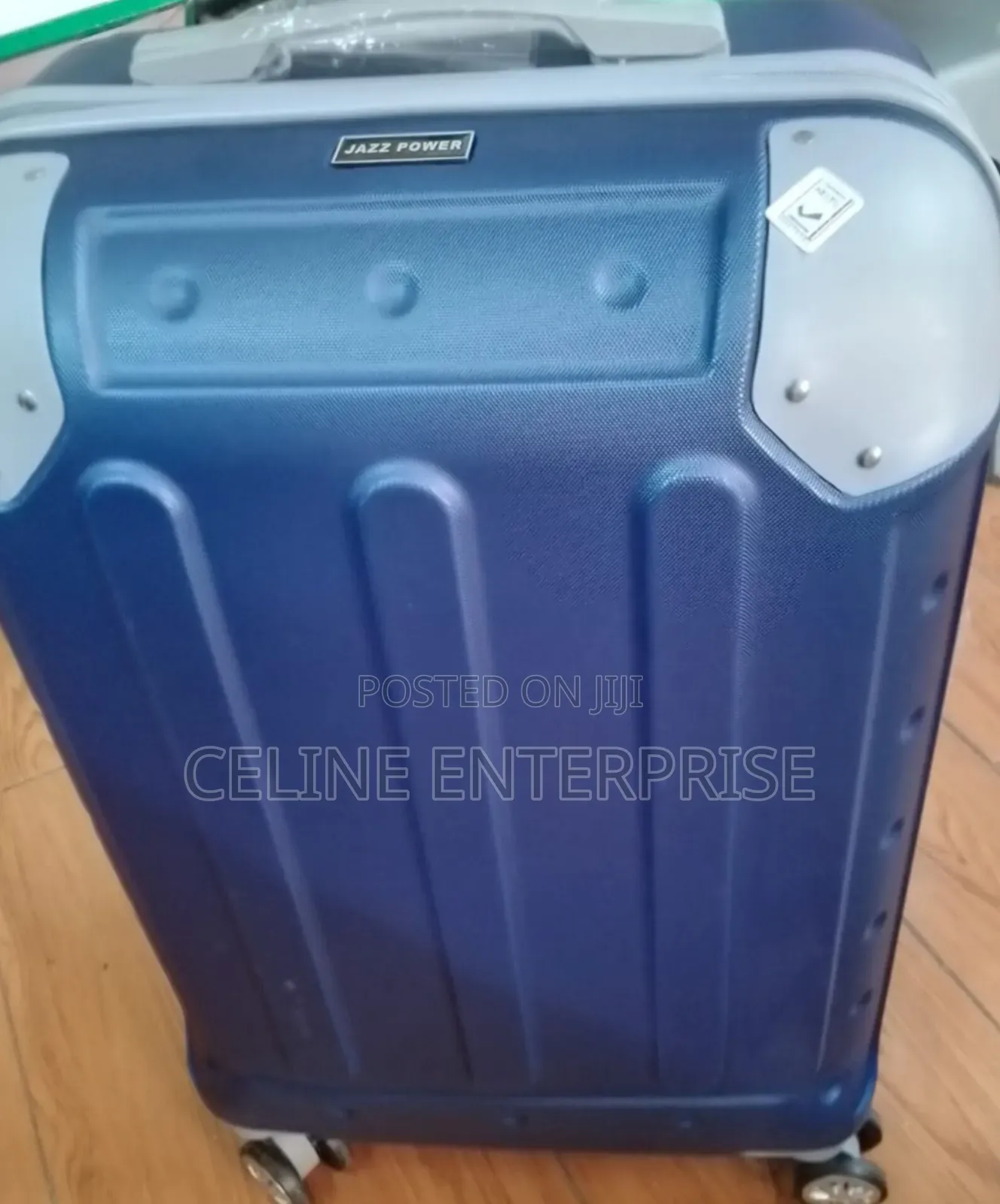 Medium Hard Shell Rubber Suitcase – Secure Travel Luggage