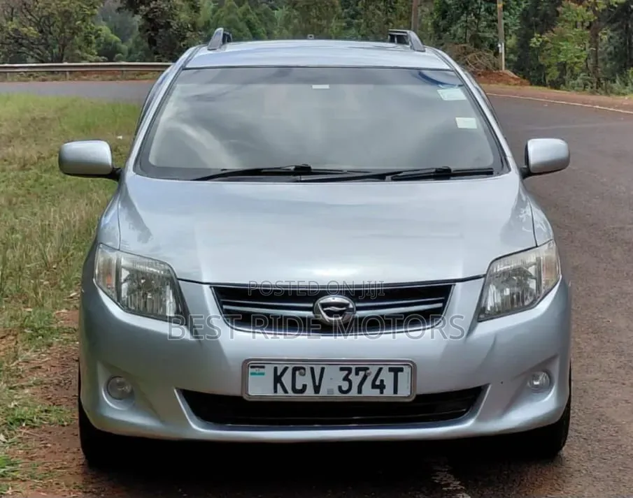 Toyota Corolla Fielder 1.5 Petrol FWD 2012 Silver