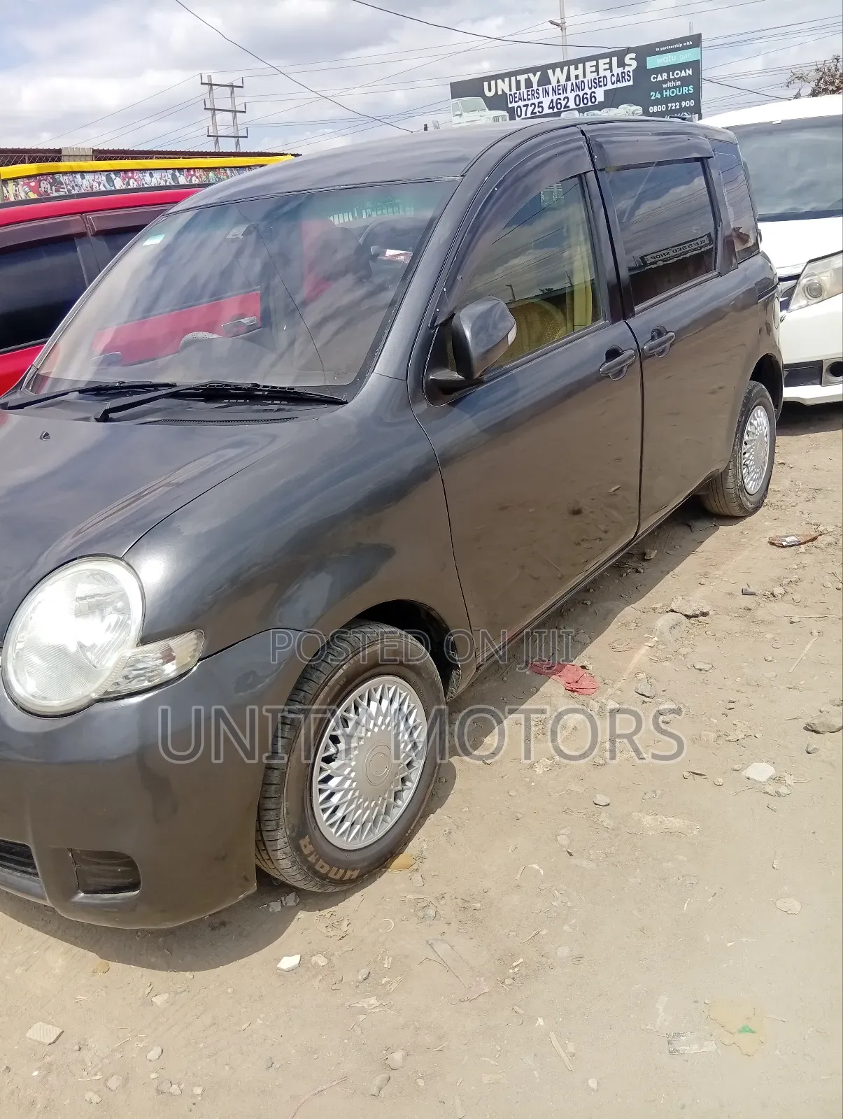 Toyota Sienta 2011 Gray