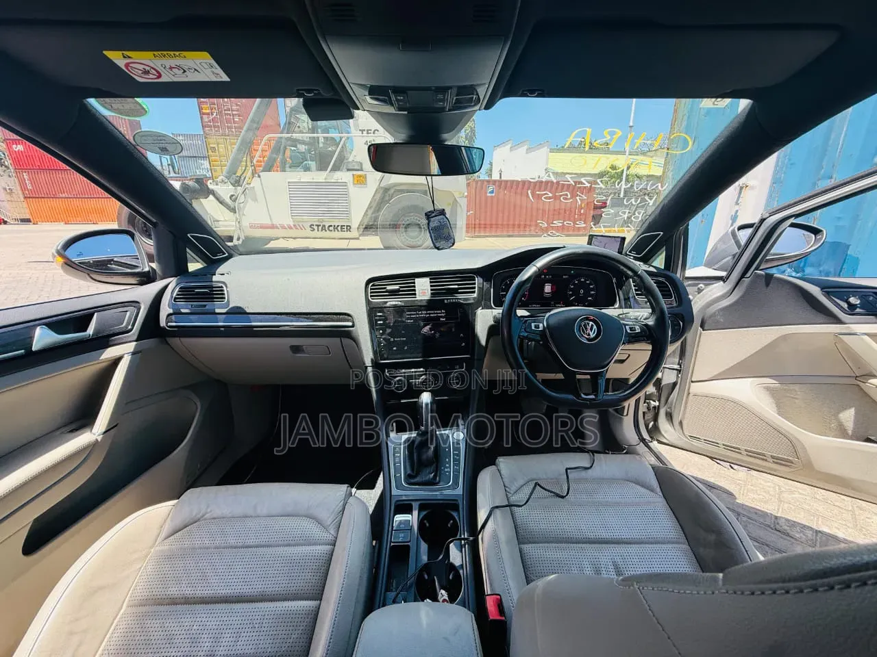 Volkswagen Golf 1.4T TSI FWD 2020 Gold