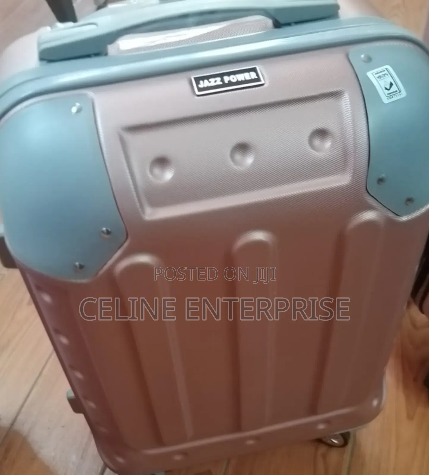 Small Travel Suitcase – Lightweight Stylish