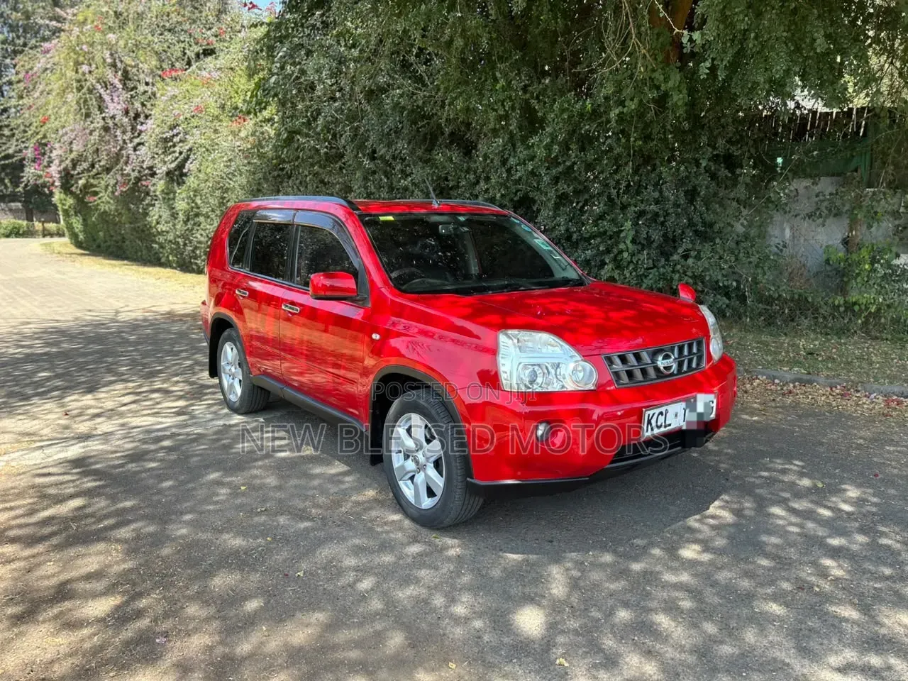 Nissan X-Trail 2010 Red