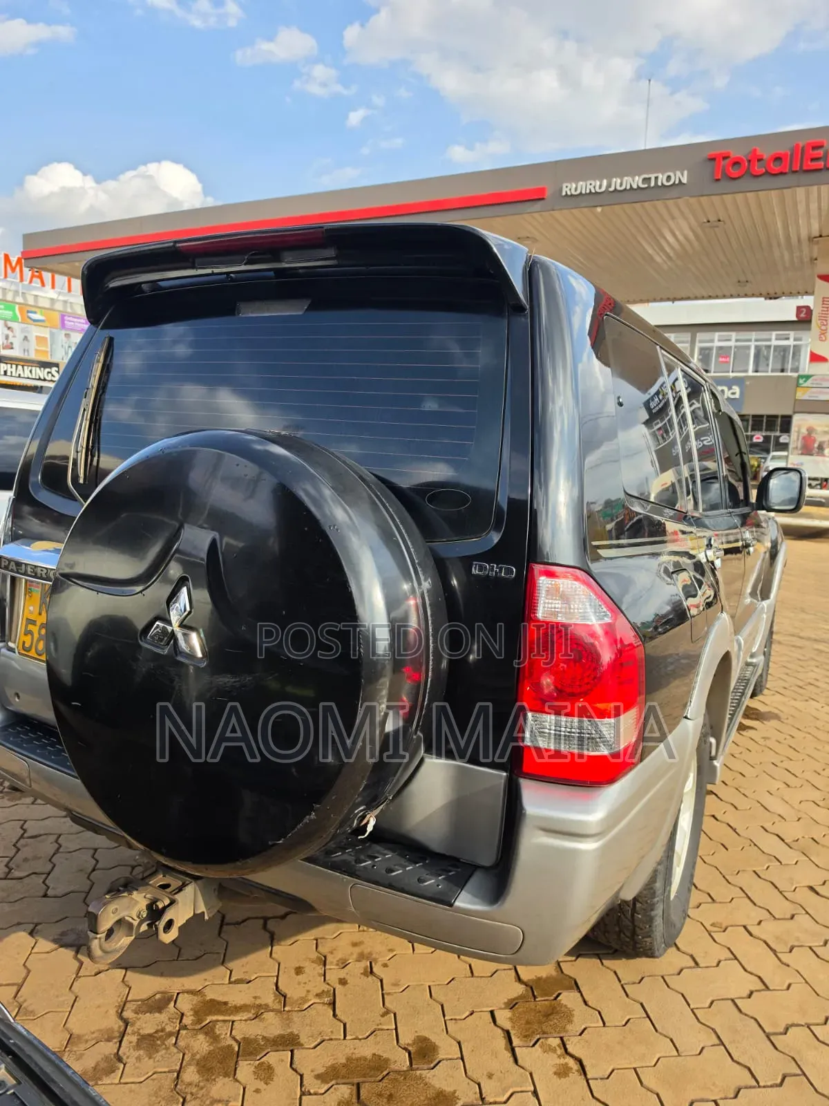 Mitsubishi Pajero 2004