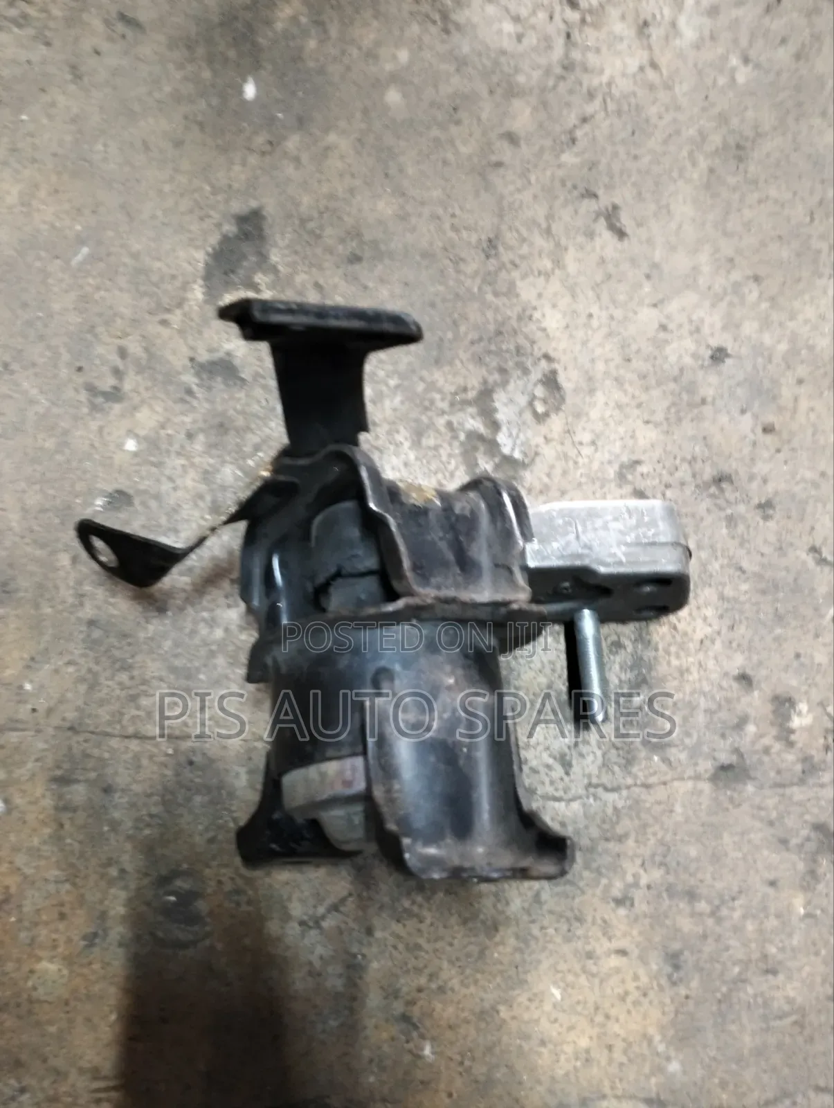 Toyota Axio Engine Mounting