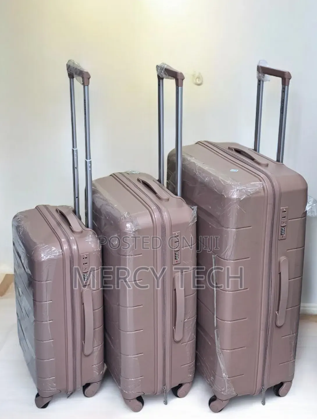 Fashion 3-in-1 Luxurious Rubber Suitcase Set