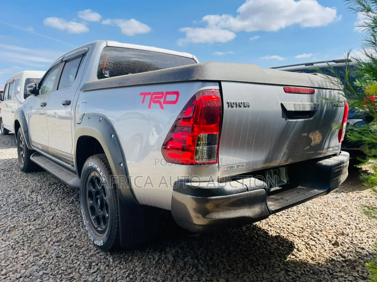 Toyota Hilux 2.4 Diesel 2020 Silver