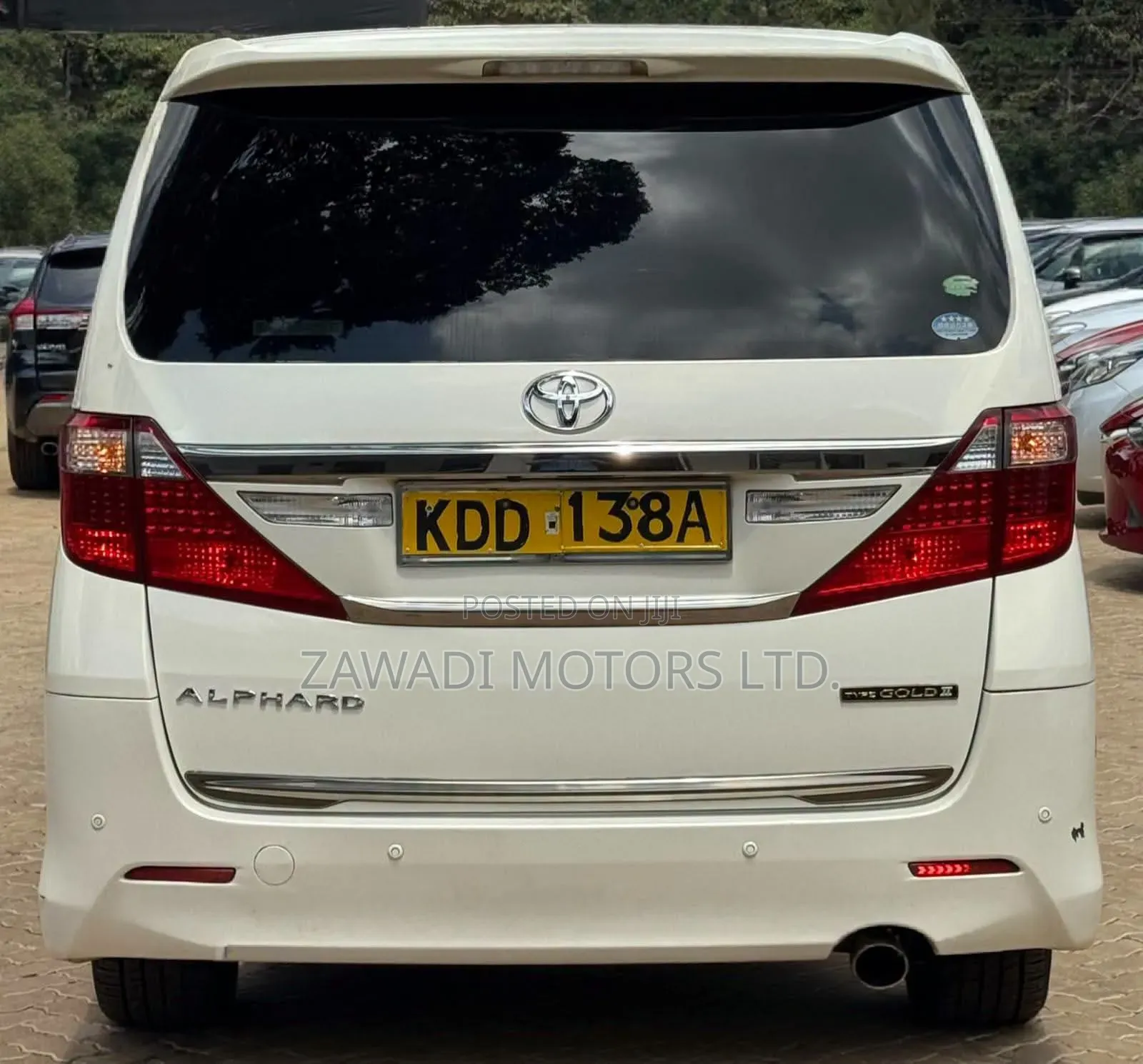 Toyota Alphard 2014 White