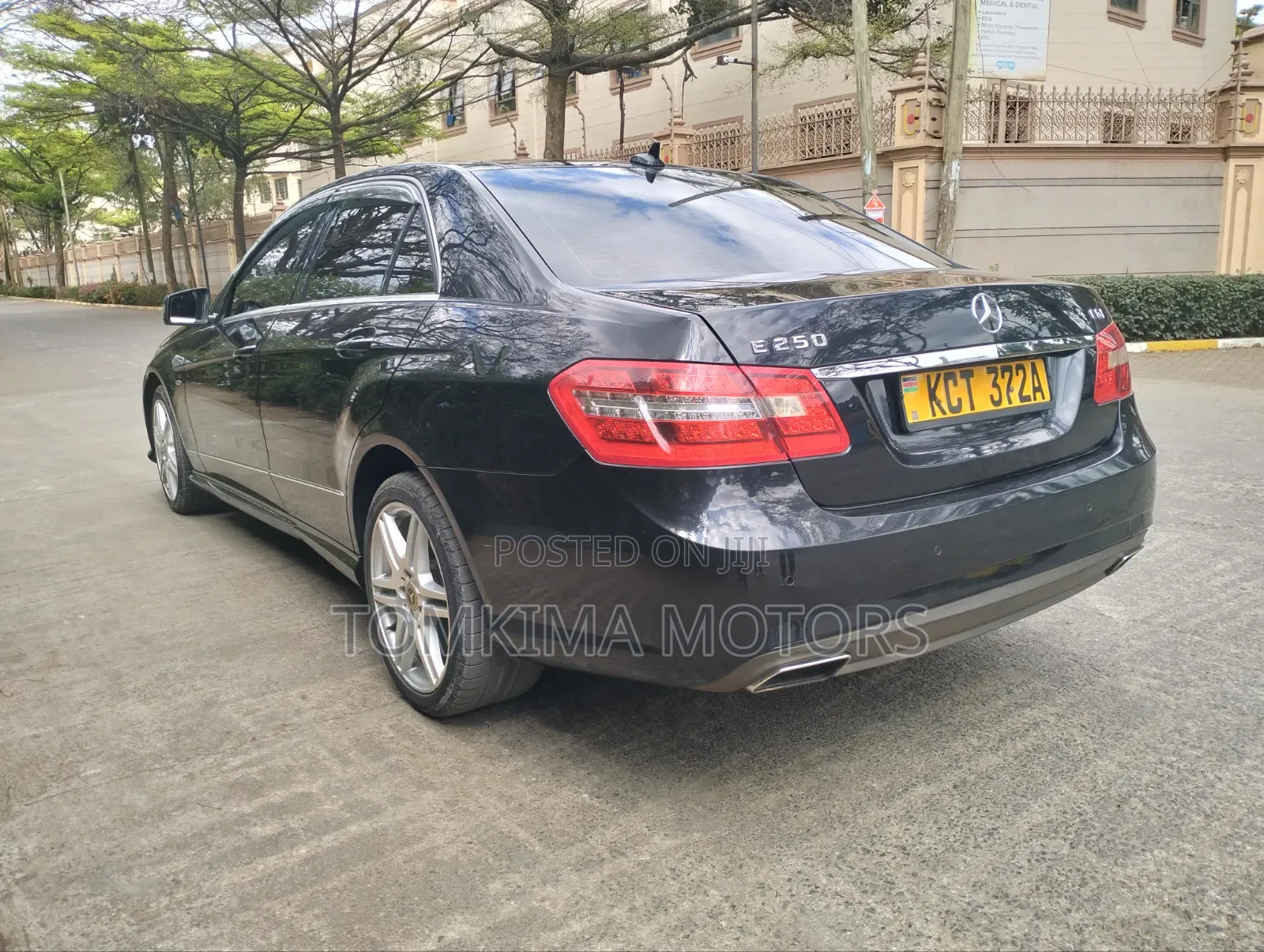 Mercedes-Benz E250 2011 Black