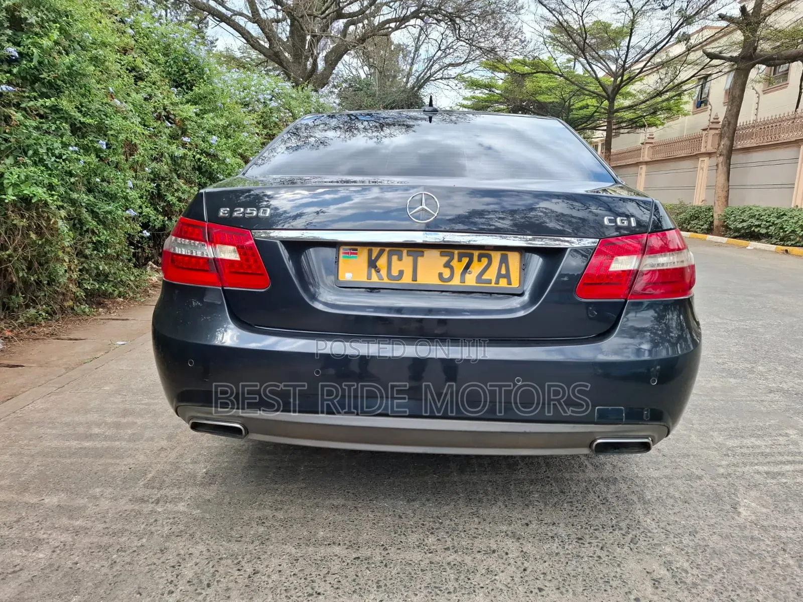 Mercedes-Benz E250 2011 Black