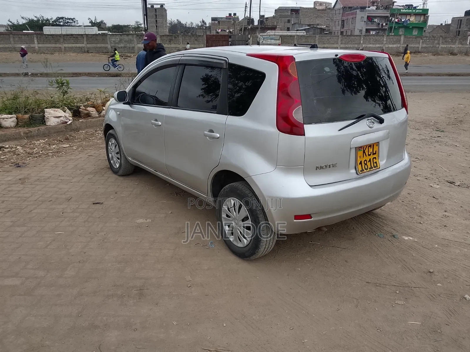 Nissan Note 2010 Silver