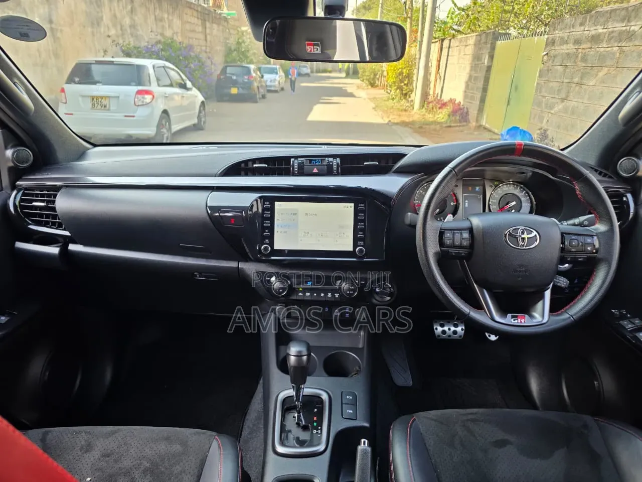 Toyota Hilux 2022 Black