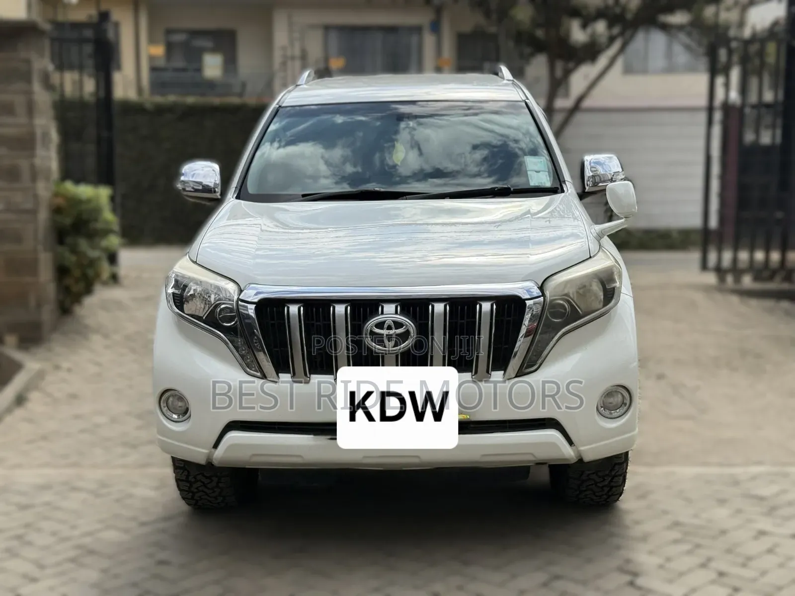 Toyota Land Cruiser Prado 2.8 2017 White