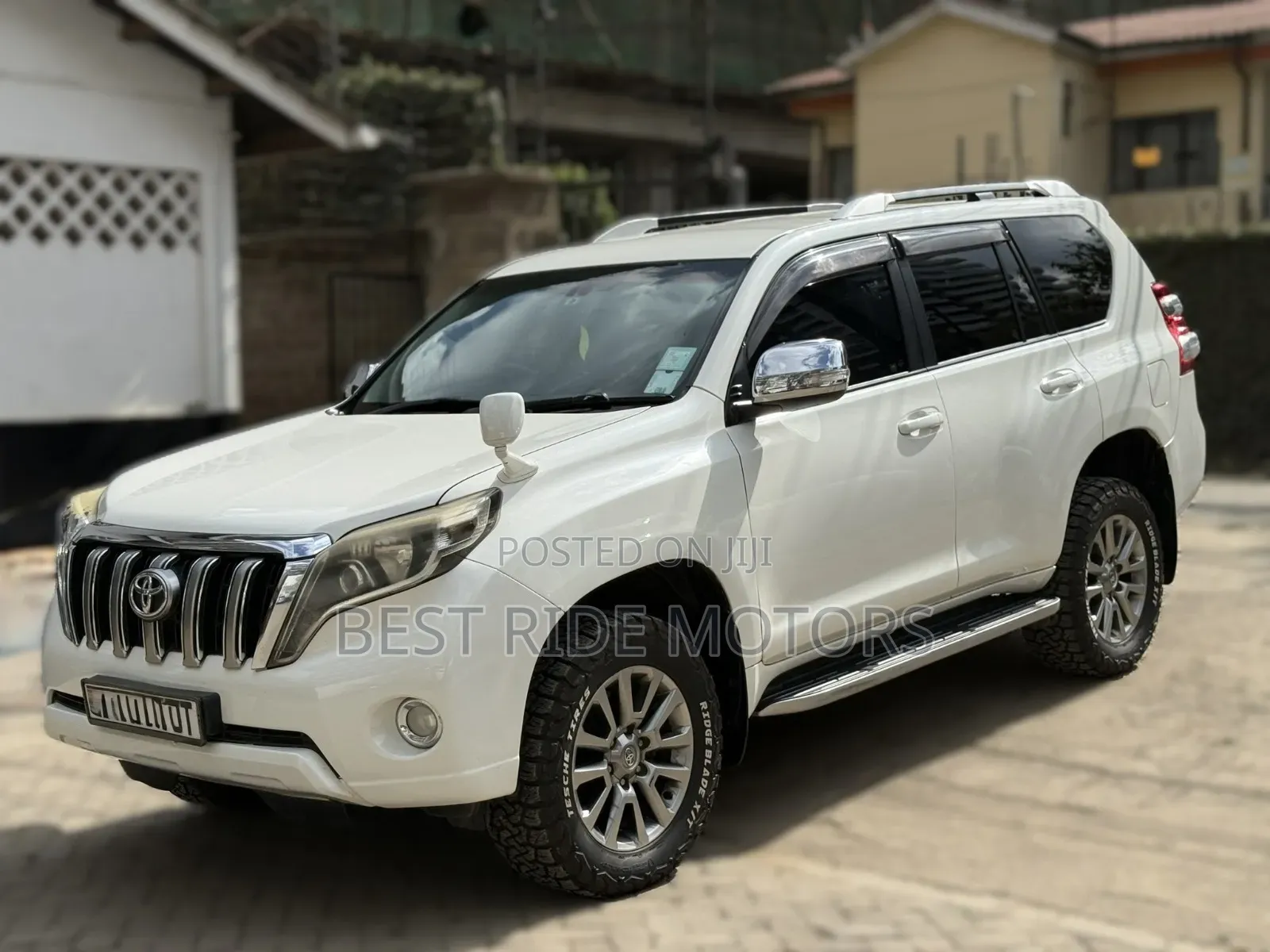 Toyota Land Cruiser Prado 2.8 2017 White