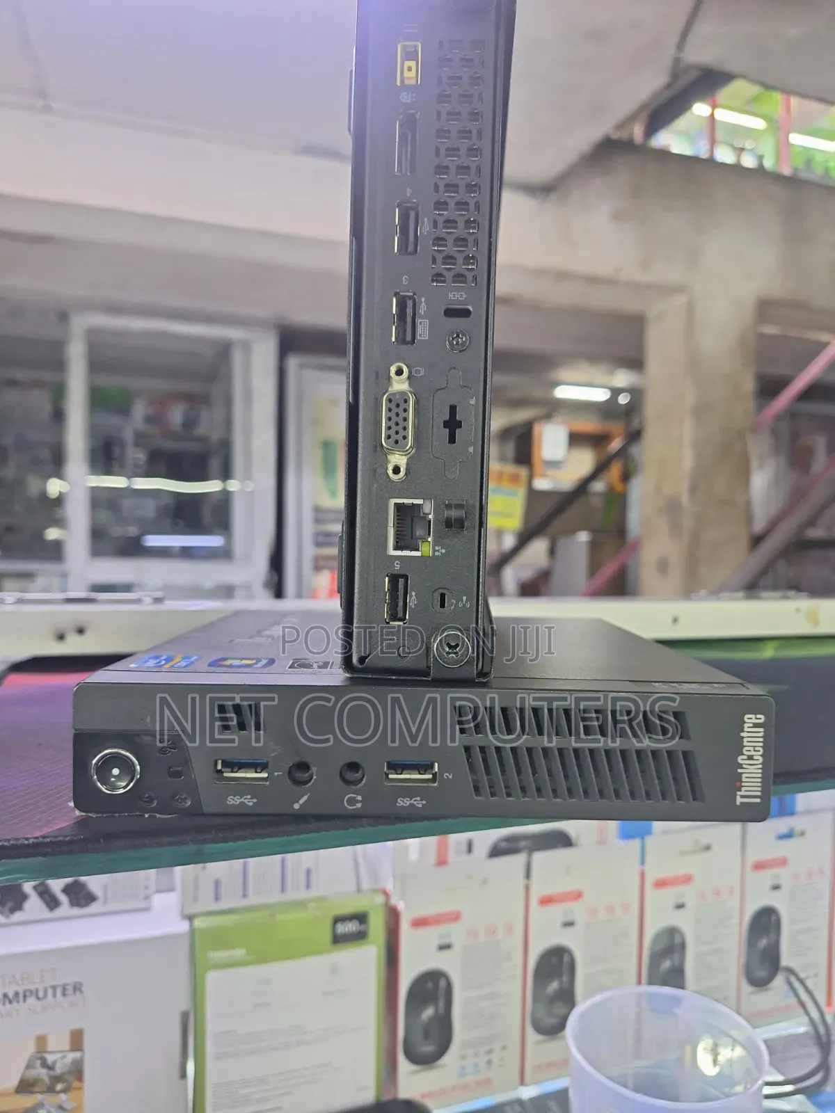 Desktop Computer Lenovo ThinkCentre M920s 8GB Intel Core i3 HDD 500GB