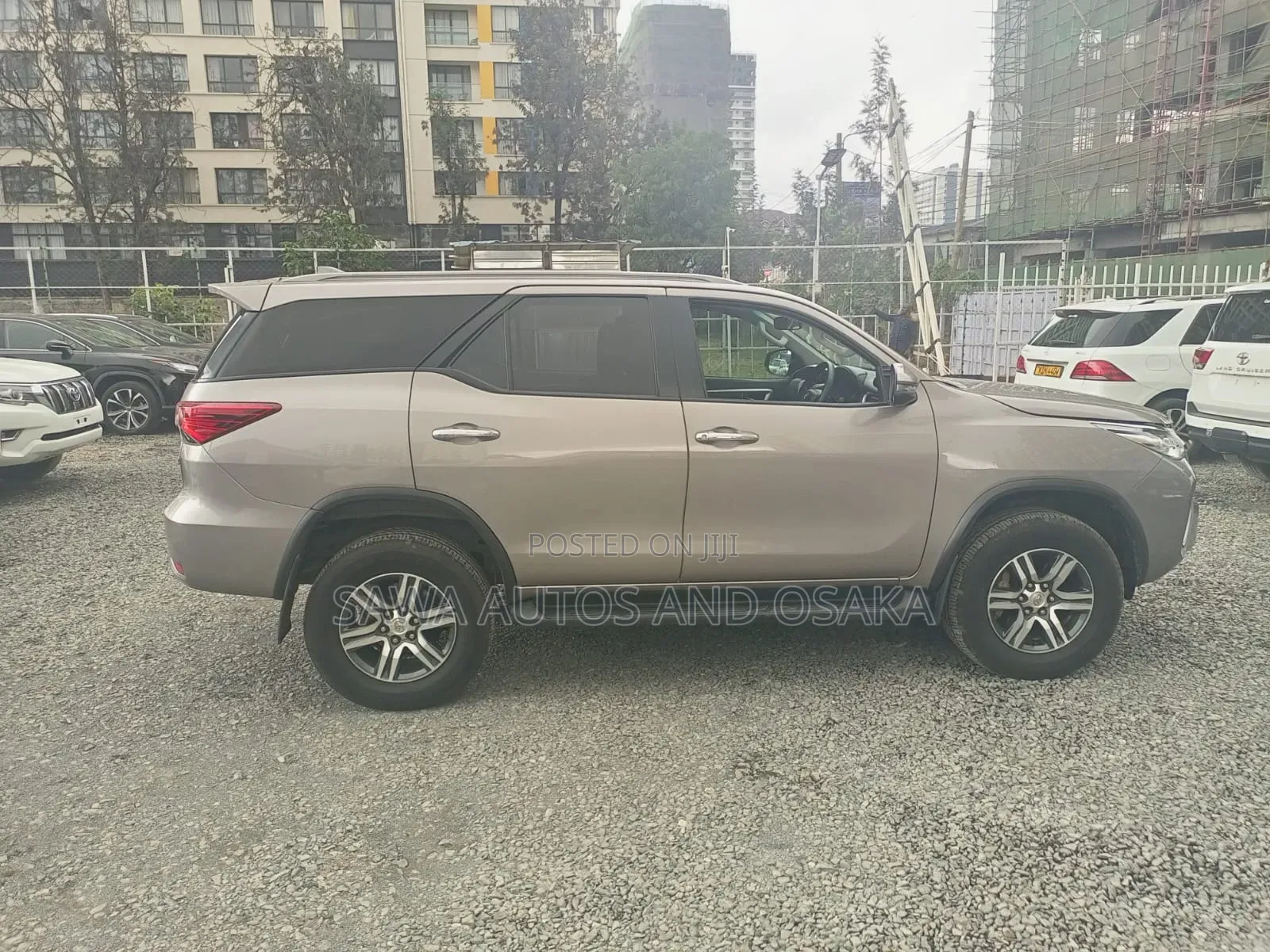 Toyota Fortuner 2019 Silver