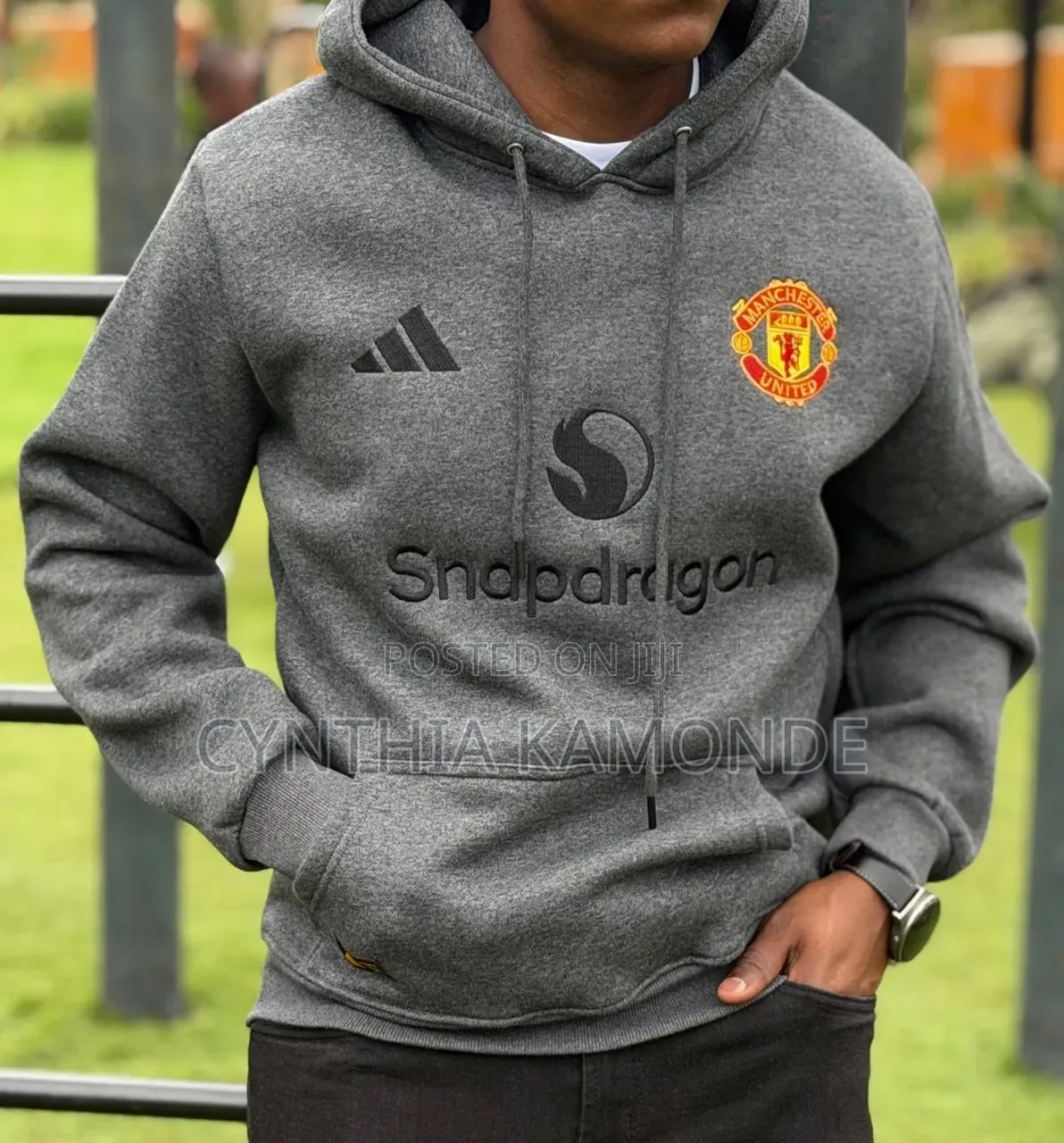 Hoodies Arsenal and Man U