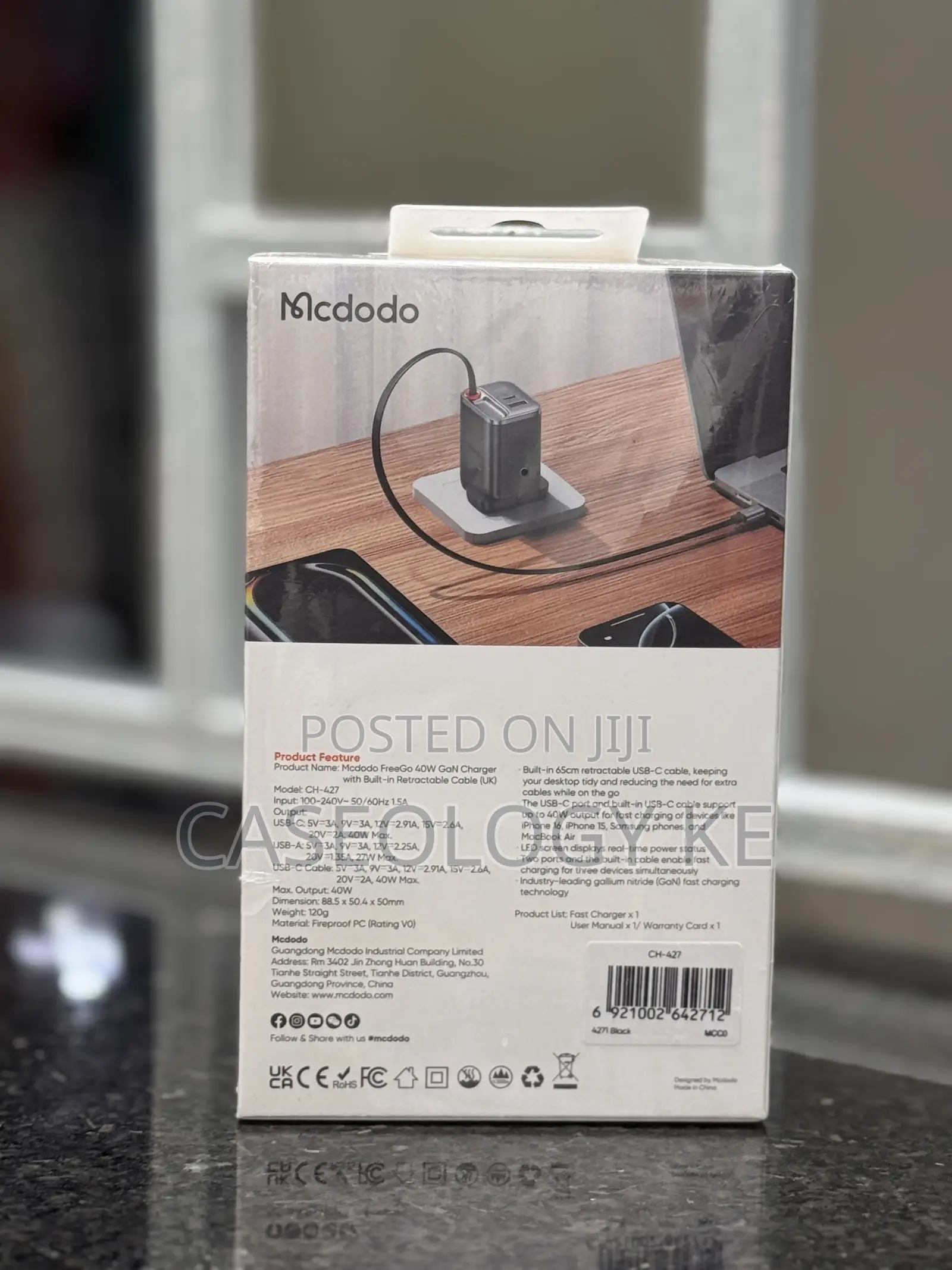 McDodo 40W 2 Ports Fast Charger With Built in Retractable Cable