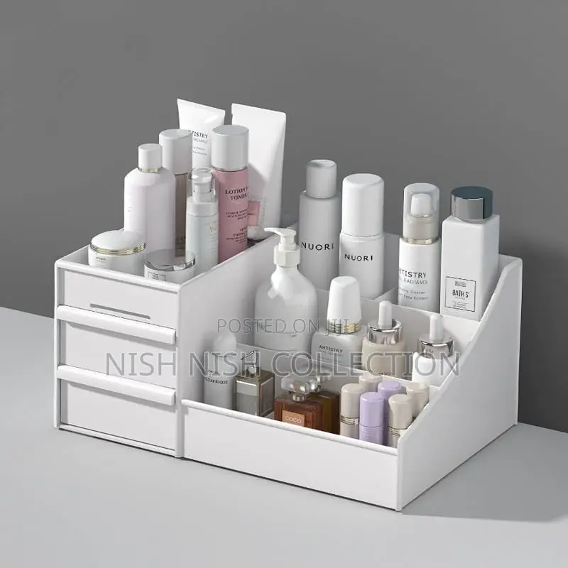 Large Capacity Make Up Organize