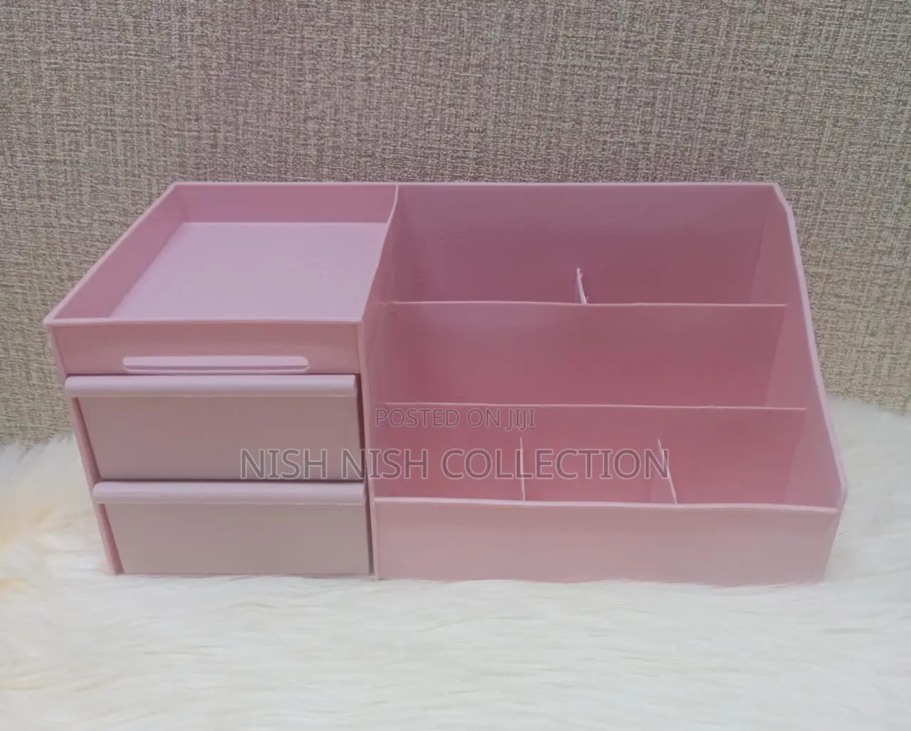 Large Capacity Make Up Organize