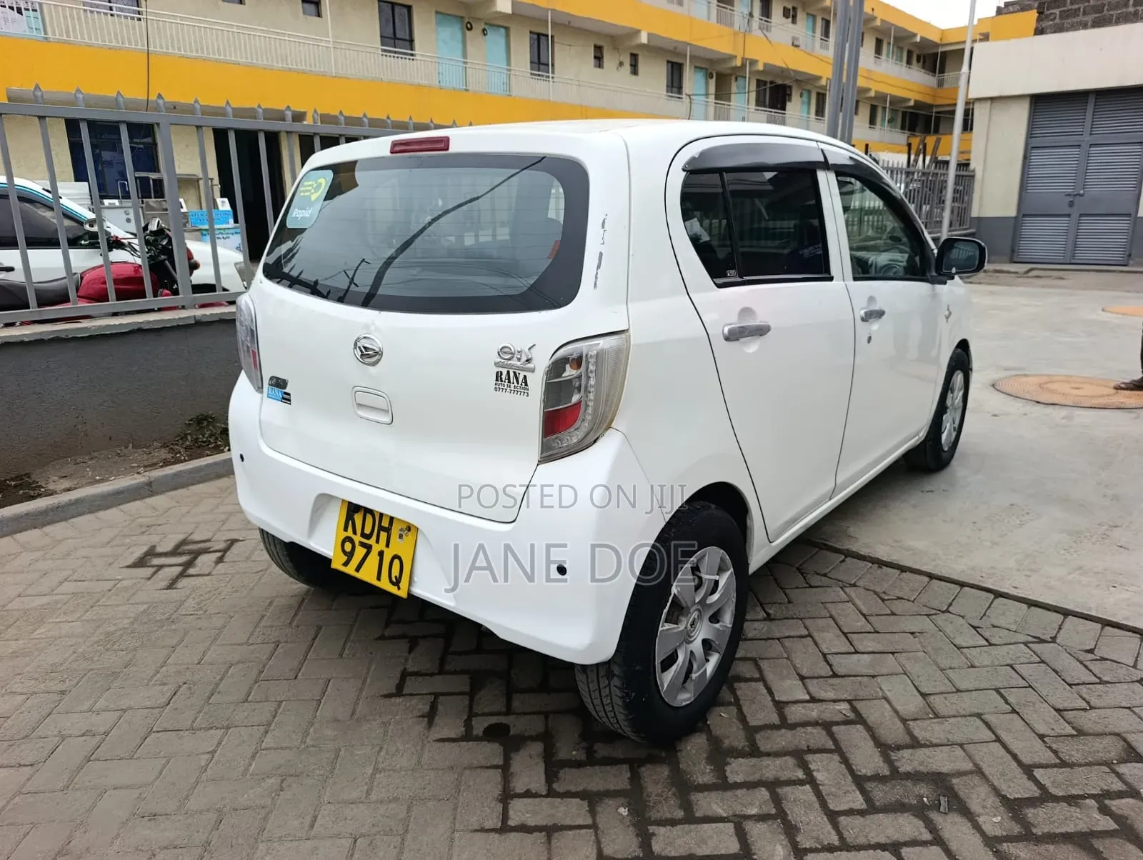 Daihatsu Mira 2015 White