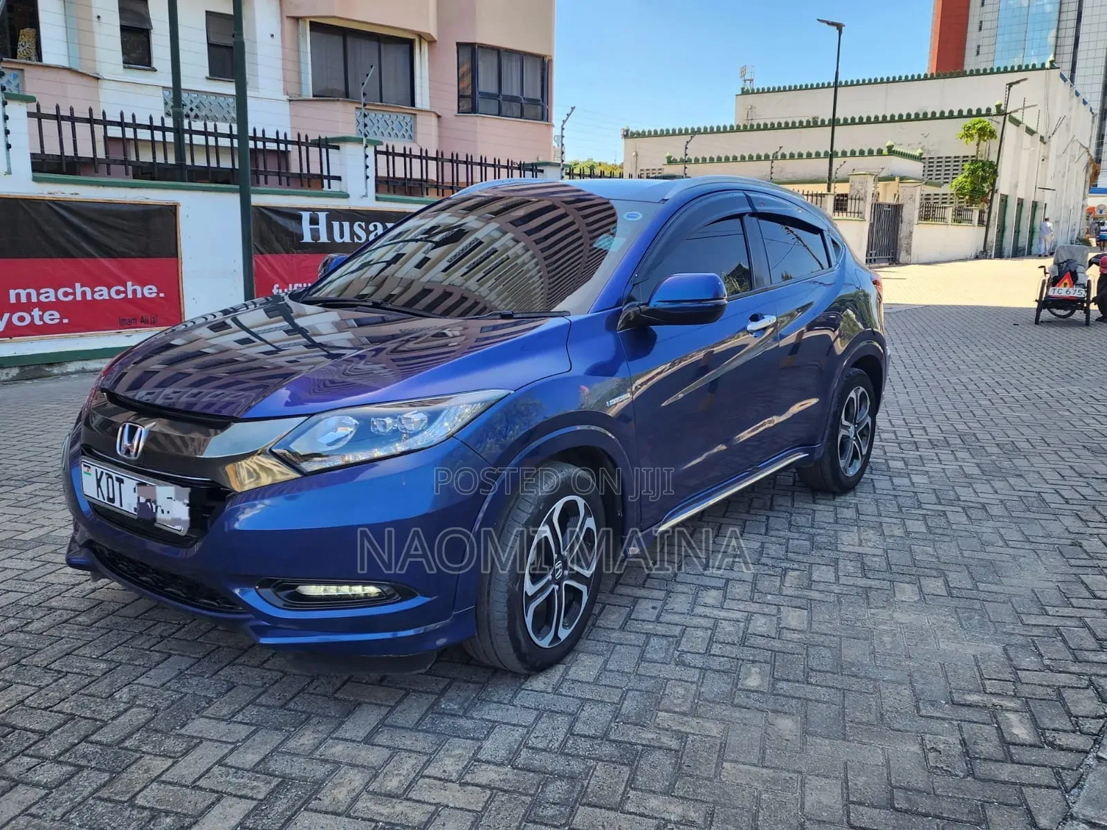 Honda Vezel 2017 Red