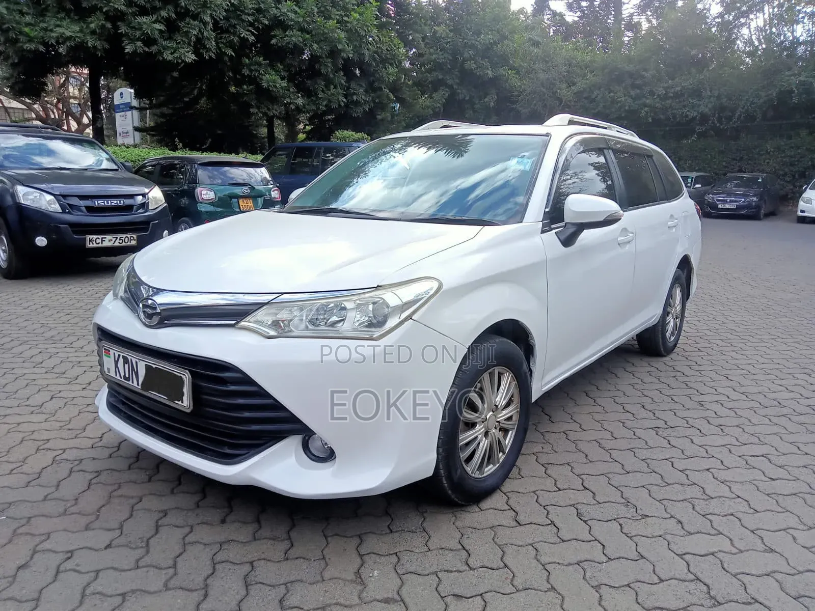 Toyota Corolla Fielder 1.5 Petrol FWD 2016 White