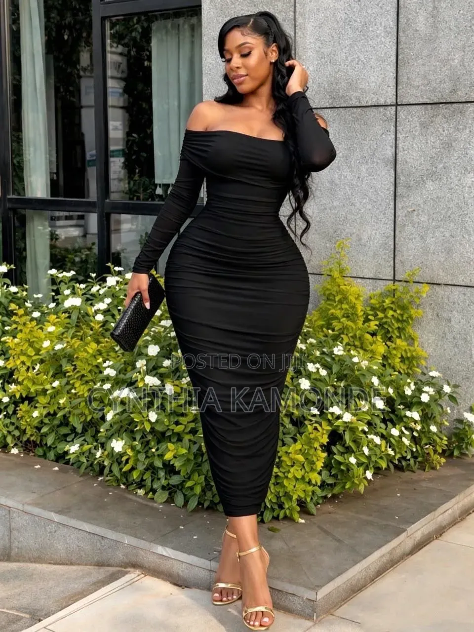Offshoulder Dress