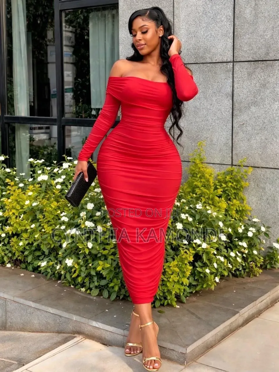 Offshoulder Dress