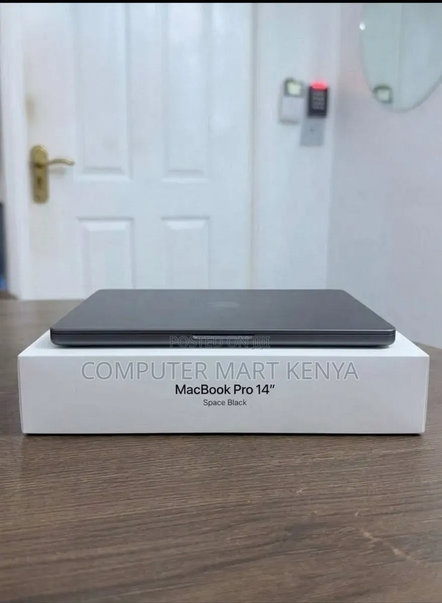 New Laptop Apple MacBook Pro 2026 M5 Pro 24GB Apple M5 Pro SSD 2T