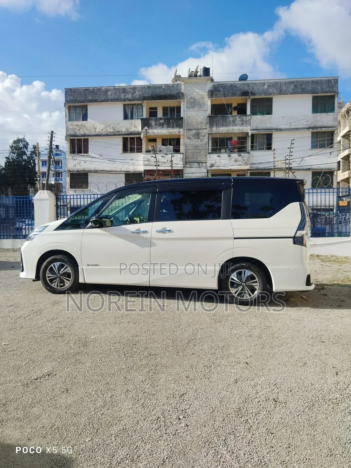 Nissan Serena 2020 Off white