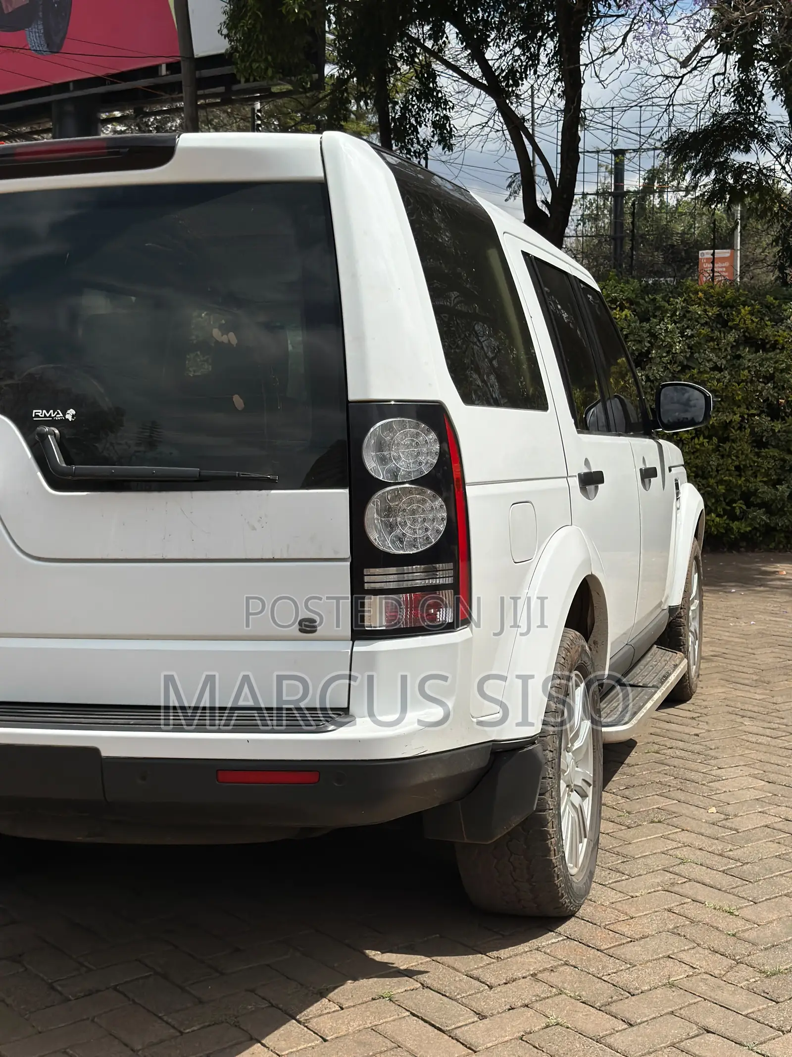 Land Rover Discovery 2015 White