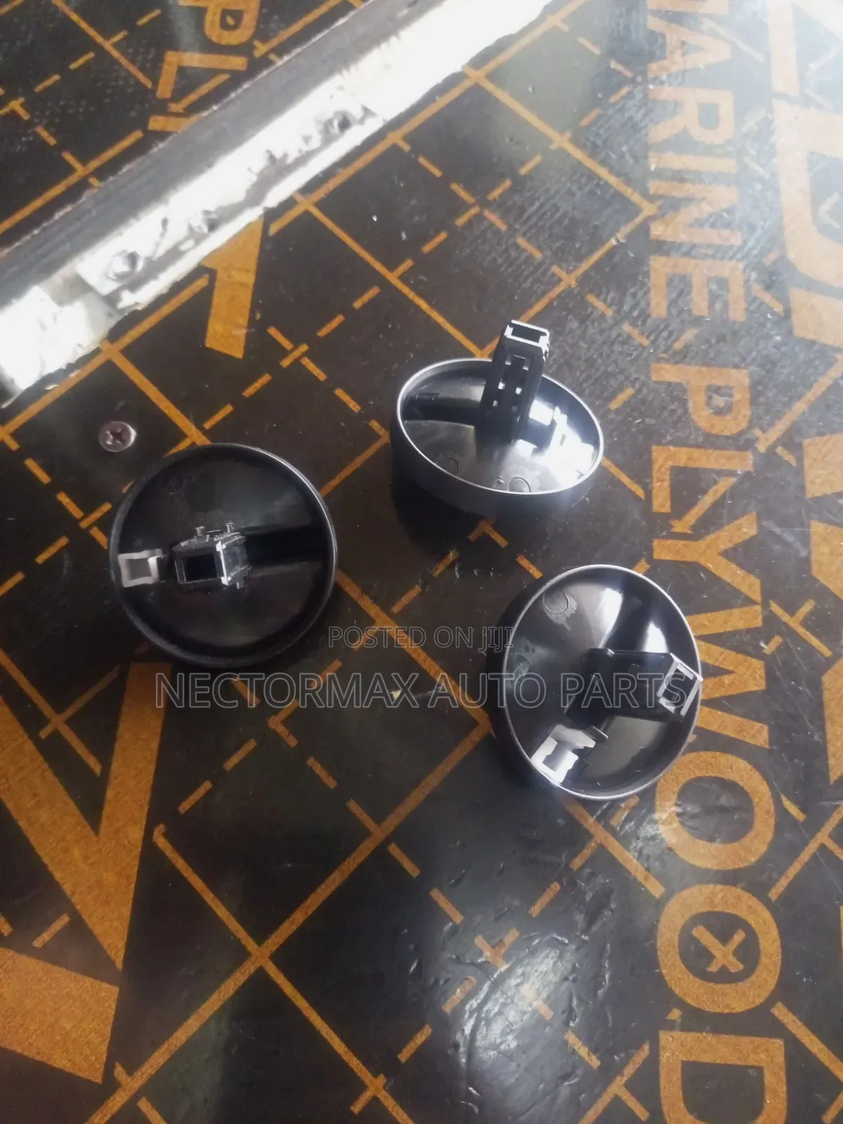 Hilux a/C Knobs