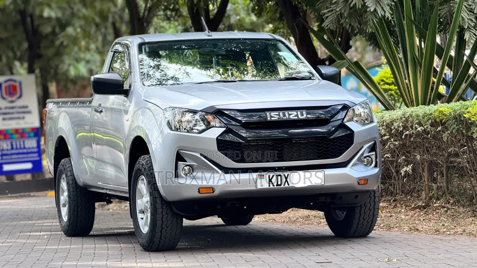 Isuzu D-MAX 2025 White