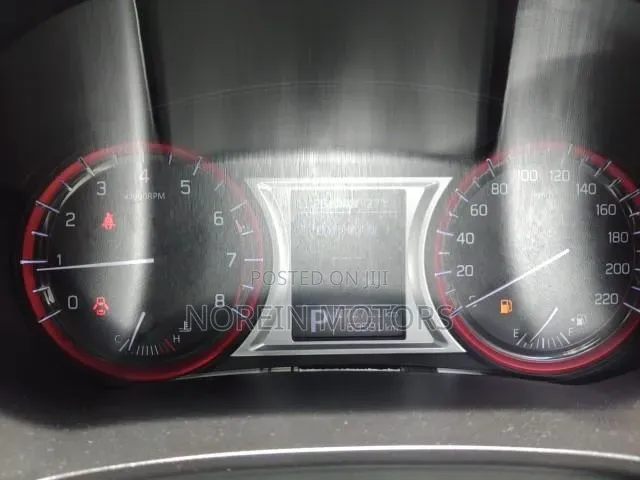 Suzuki Escudo 2020 Red