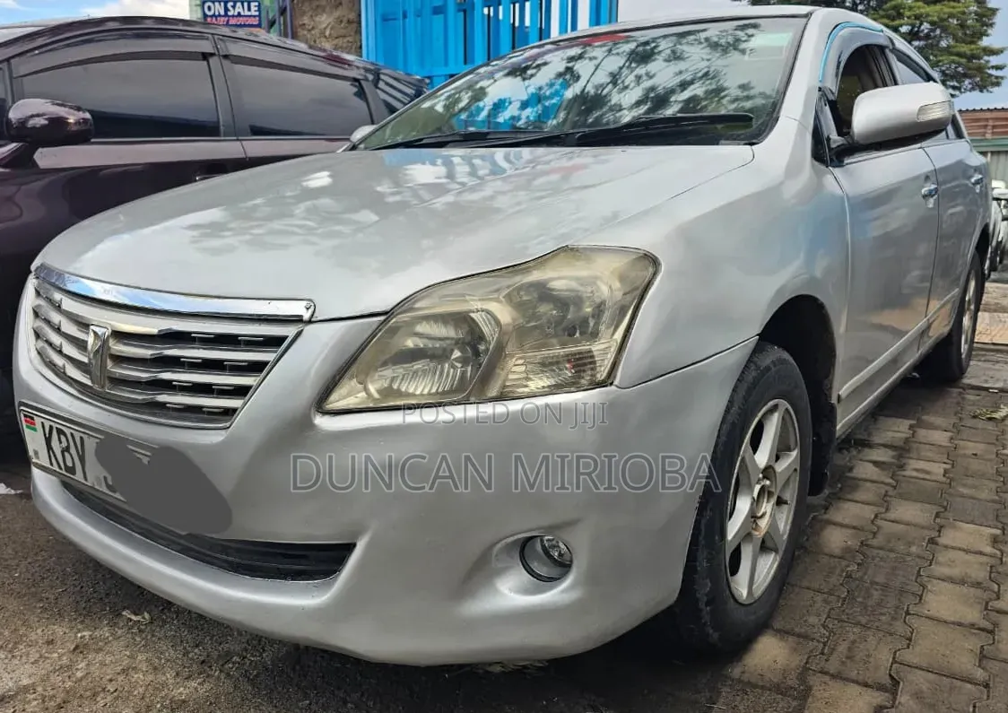 Toyota Premio 2010 Silver