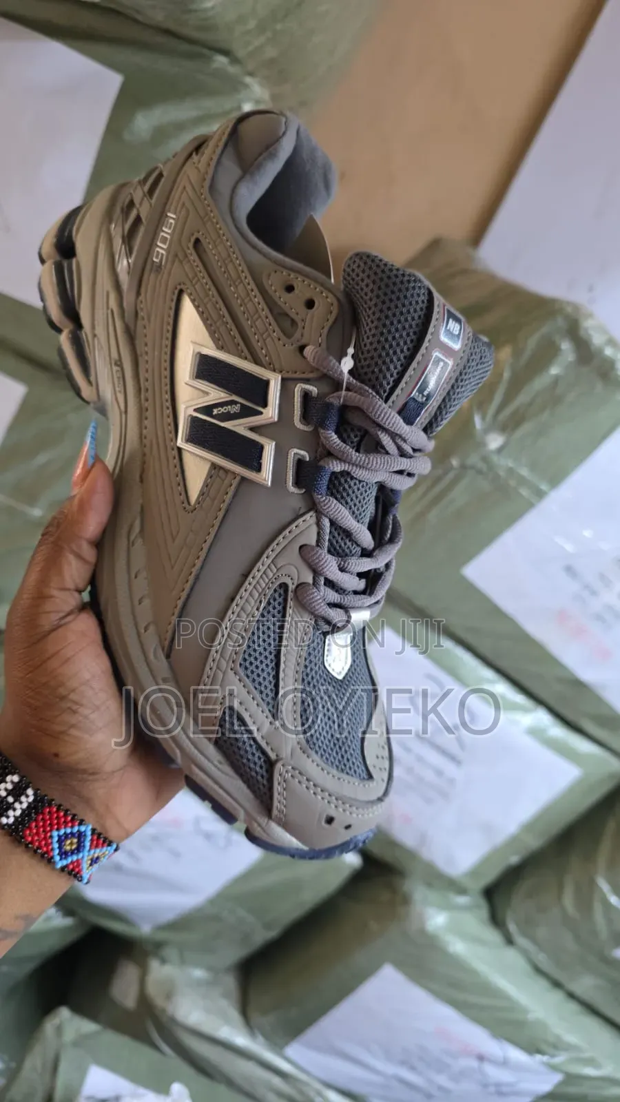 New Balance 1906R