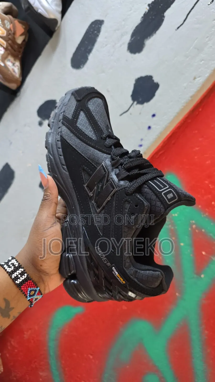New Balance 1906R