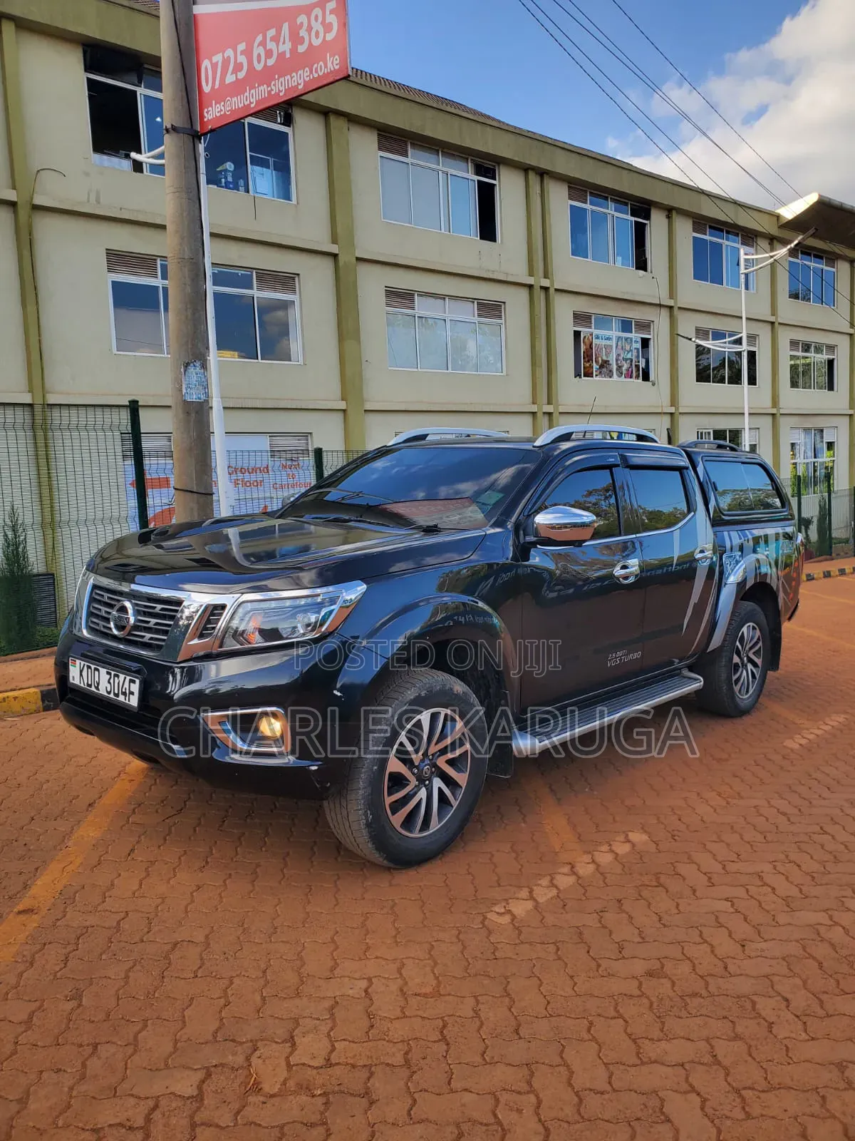 Nissan DoubleCab 2019 Black