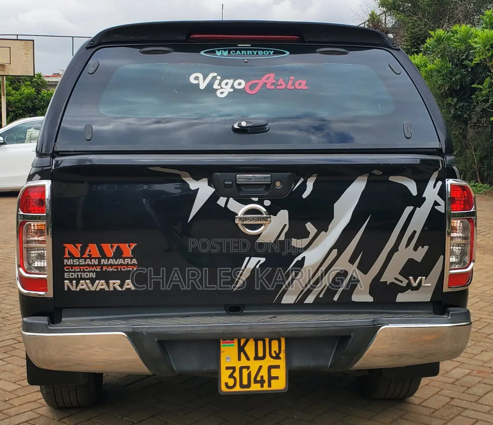 Nissan DoubleCab 2019 Black