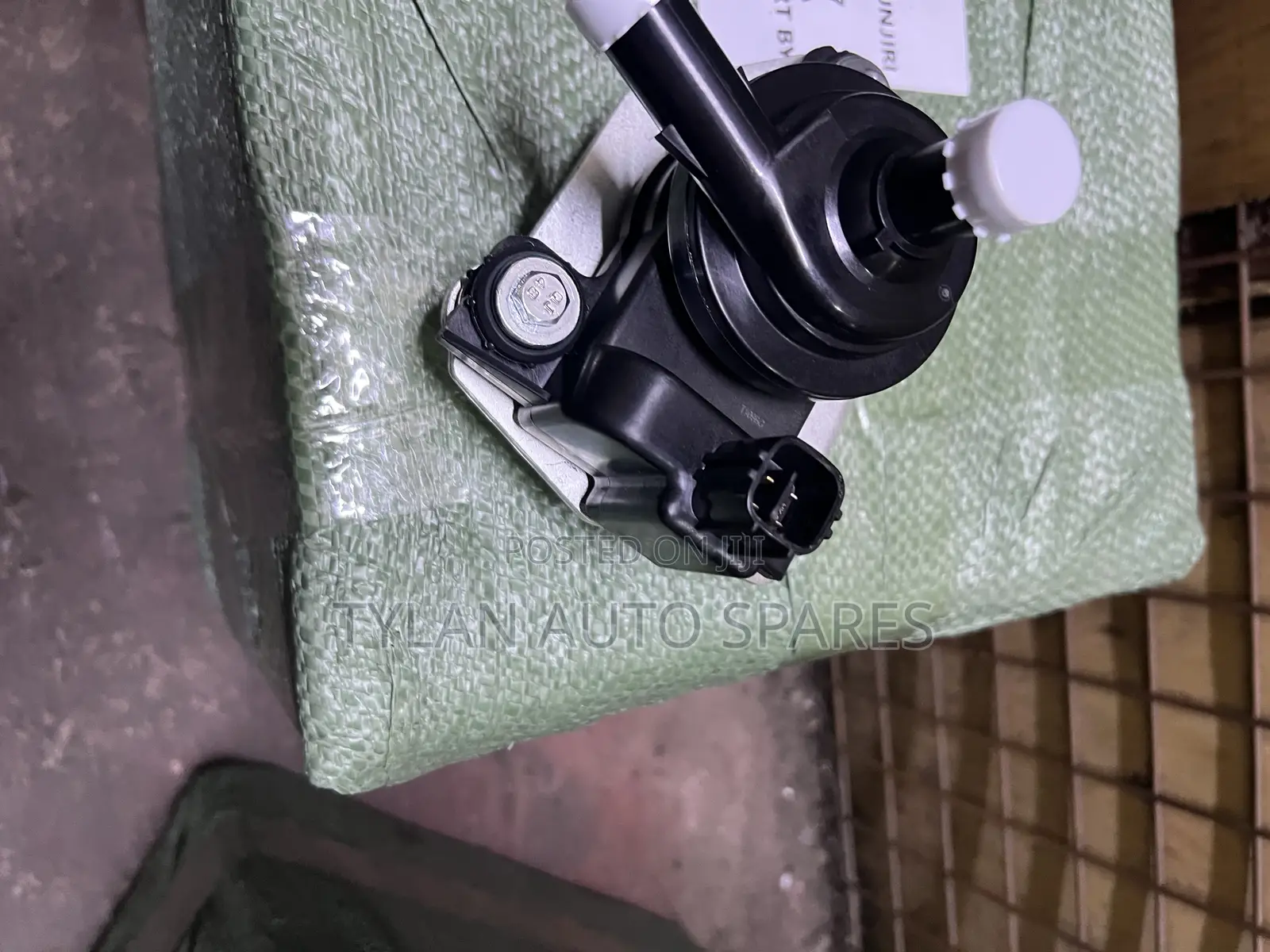Auxiliary Water Pump Harrier/Lexus Hybrid