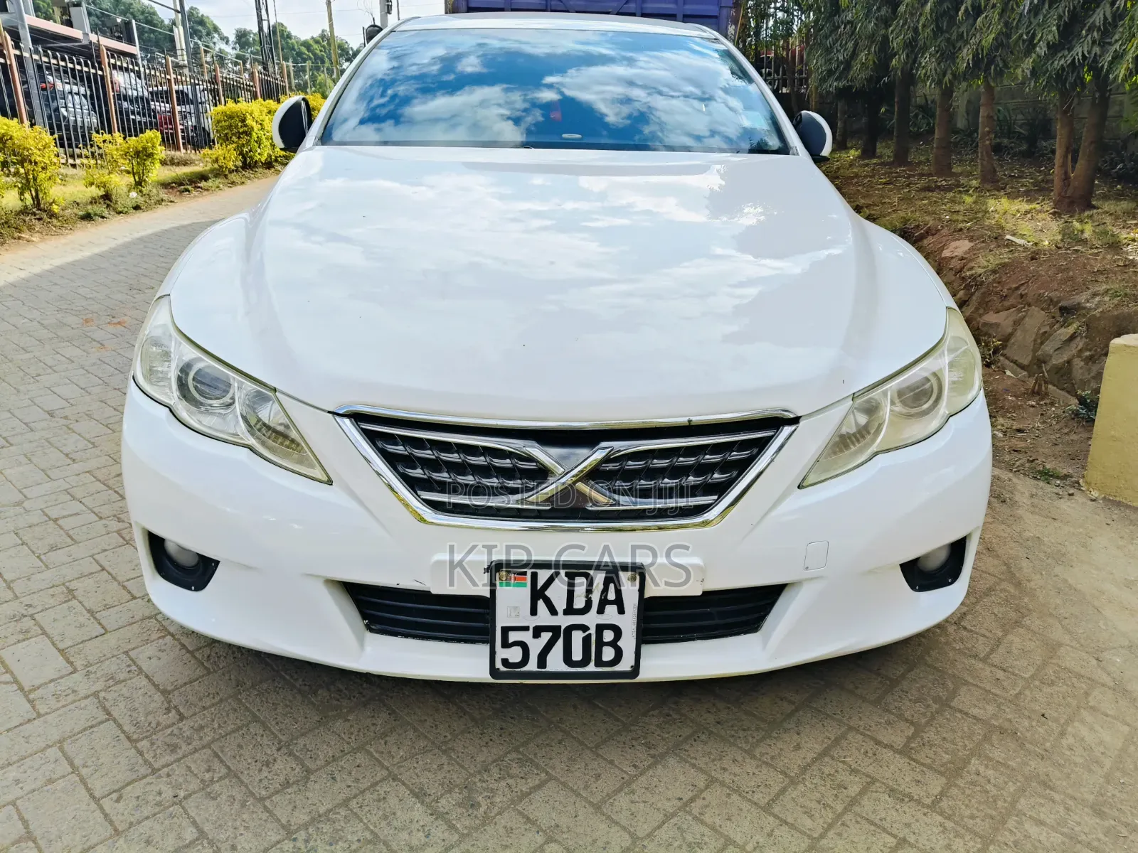 Toyota Mark X 2.5 RWD 2013 White
